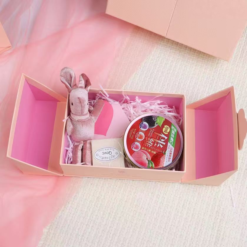 Fragrance packaging detail