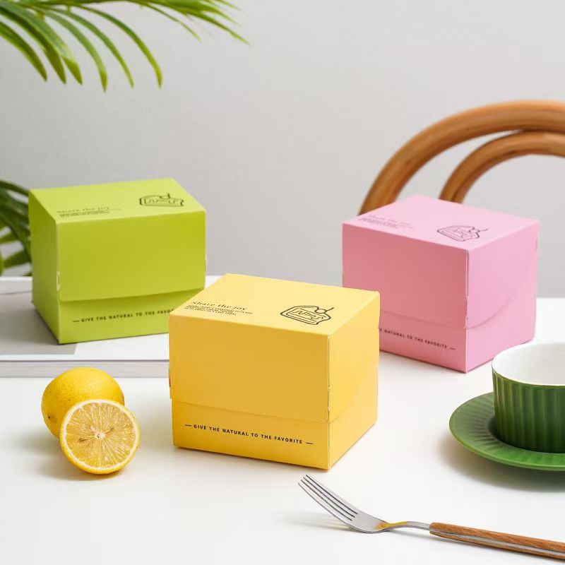 Auto-lock bottom cartons